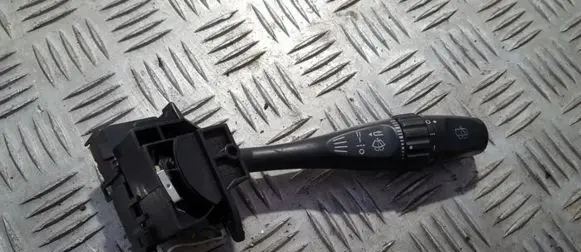 Mitsubishi Pajero Wiper control stalk