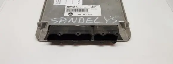 Volkswagen PASSAT B5.5 Engine control unit/module 3B0907557