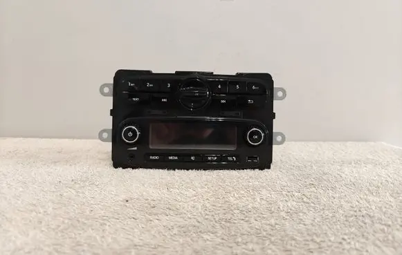 Smart ForFour II W453 Radio/CD/DVD/GPS head unit A4539008502 0150147711