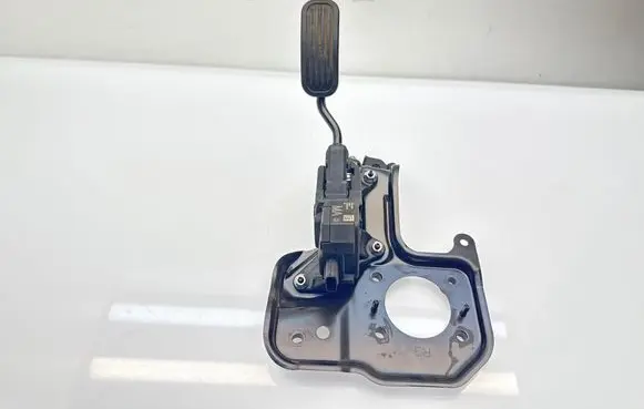 Toyota Yaris Cross Accelerator throttle pedal 78110K0020 34031783709