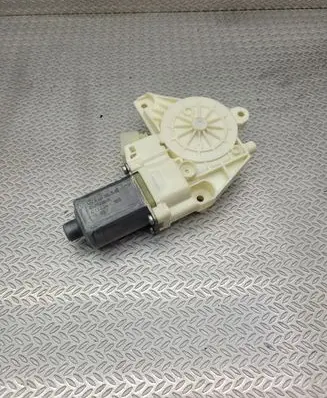 Mercedes-Benz V Class W447 Front door window regulator motor A4479063500