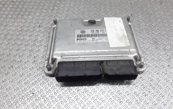 Volkswagen Sharan Engine control unit/module 038906019E 0281010630