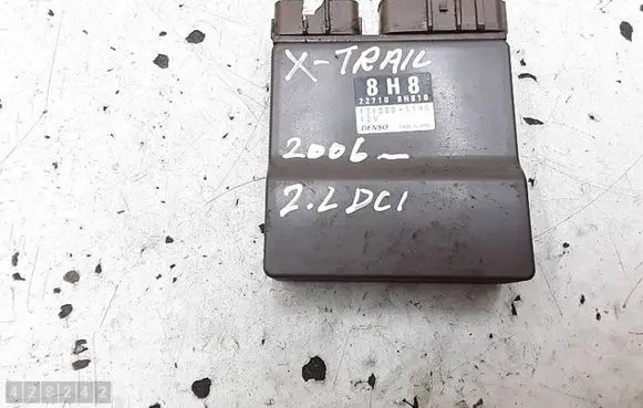 Nissan X-Trail T30 Fuel injection control unit/module 227108H810 1310001190 DEFEKT