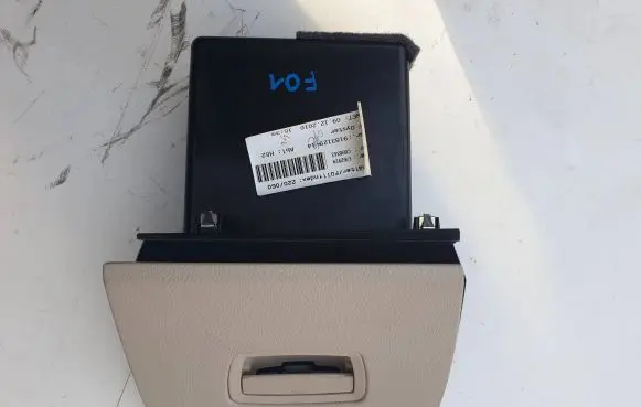 BMW 7 F01 F02 F03 F04 Glove box 9183129 1762924 C898363