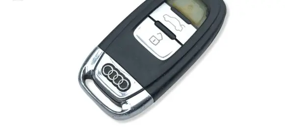 Audi A5 8T 8F Ignition key/card 8T0959754D