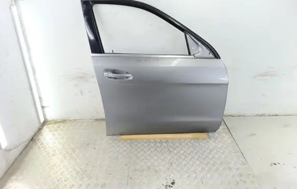 Mercedes-Benz ML W166 Front door A1667200205
