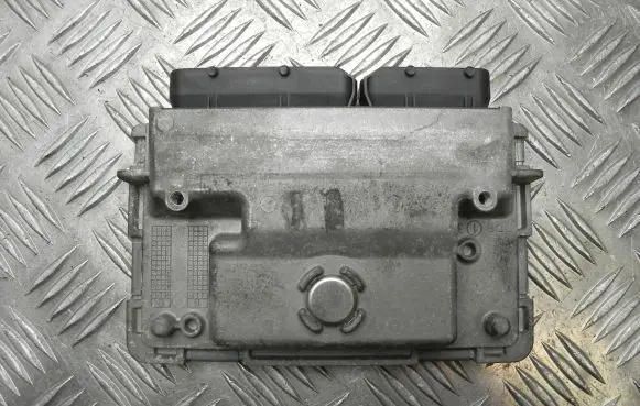 Skoda Fabia Mk2 (5J) Other control units/modules 03E906019AE E2003