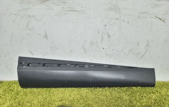 Renault Captur II Front door trim (molding) 801860606r
