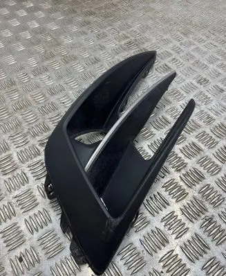 Renault Megane IV Front bumper lower grill 261A21573R