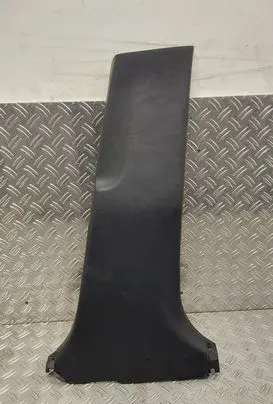 Toyota Yaris (B) pillar trim (bottom) 624130D190 624130D200