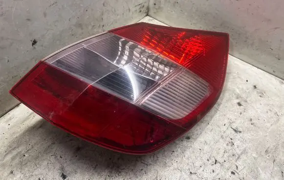 Renault Scenic II - Grand scenic II Rear/tail lights 8200127702