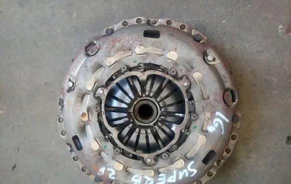 Skoda Superb B8 (3V) Clutch set kit 324035510