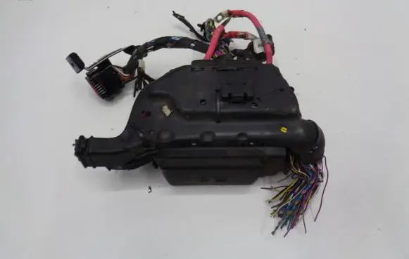 Jaguar XE Fuse module GX7314A076DA GX73-14A076-DA
