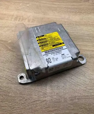 Toyota Corolla Verso AR10 Airbag control unit/module 891700F250 235731104