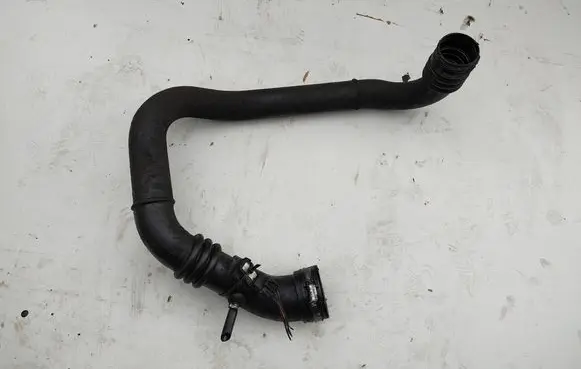 Renault Master II Intercooler hose/pipe 8200560052