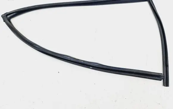 Rubber seal rear door