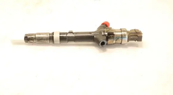 Toyota Corolla E110 Fuel injector