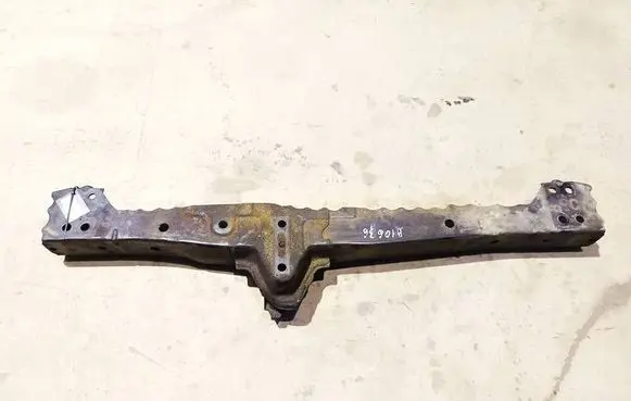 Toyota Auris 150 Front subframe