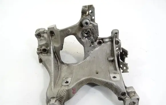 Audi A4 S4 B9 8W Engine mounting bracket 8W0399296E