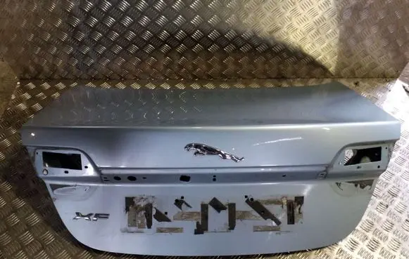 Jaguar XF X250 Tailgate/trunk/boot lid