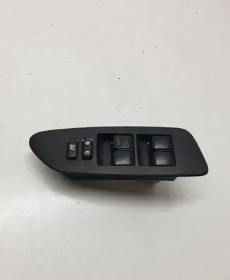 Toyota Auris 150 Electric window control switch 7423102550