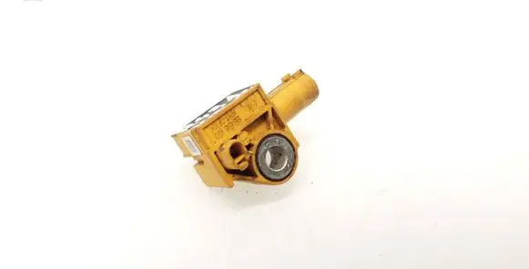 Mercedes-Benz E W212 Airbag deployment crash/impact sensor A2128210351 5WK44109