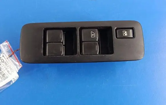 Nissan Qashqai Other devices 25401BB60B