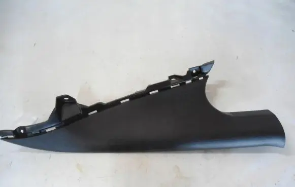 Centre console side trim front