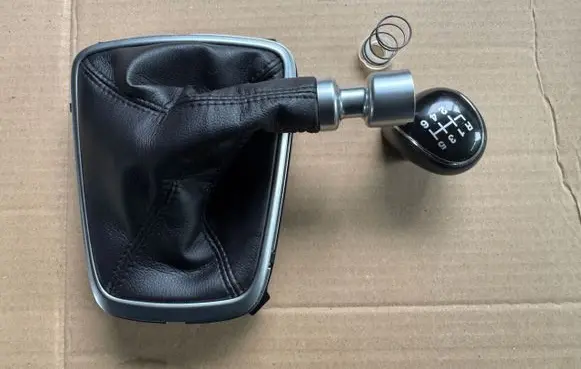 Ford Edge II Gear lever shifter trim leather/knob E1GR7P002CB