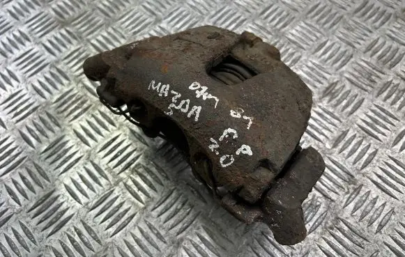 Mazda 5 Front brake caliper
