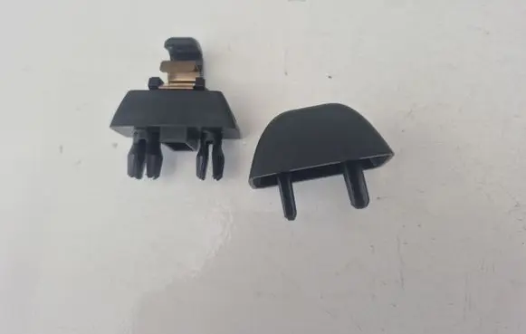 Sun visor clip/hook/bracket