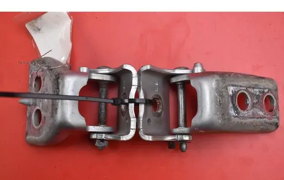 Front door hinge set