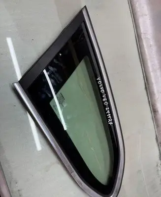 Volvo V60 Rear side window 43r001564