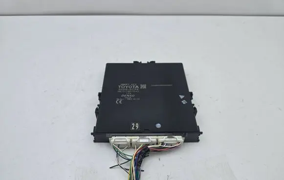 Toyota Auris E180 Keyless (KESSY) go control unit/module 8999002390 MB2325009542