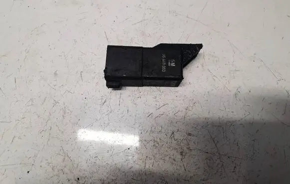 Chevrolet Captiva Glow plug pre-heat relay 0281003041