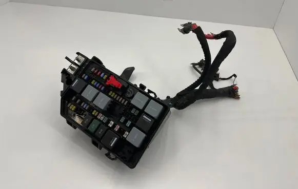 Volvo XC40 Fuse box set 31473880 PA6GF10M20