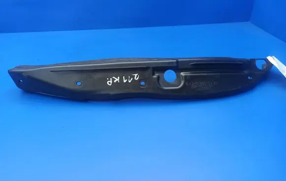 Fender end trim