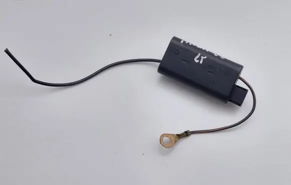 Volkswagen PASSAT CC Aerial antenna amplifier G50088