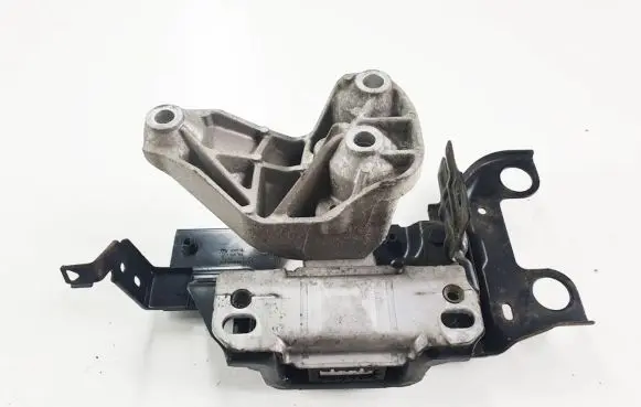 Ford Fiesta Engine mount vacuum valve 