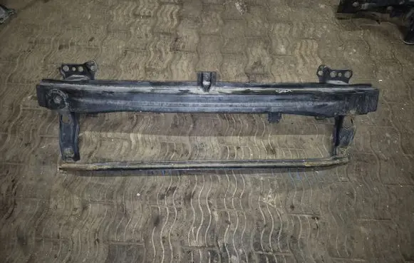 Volkswagen Caddy Front bumper cross member NOCODE