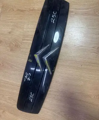 Citroen C2 Front bumper upper radiator grill 9643596477 1858316016