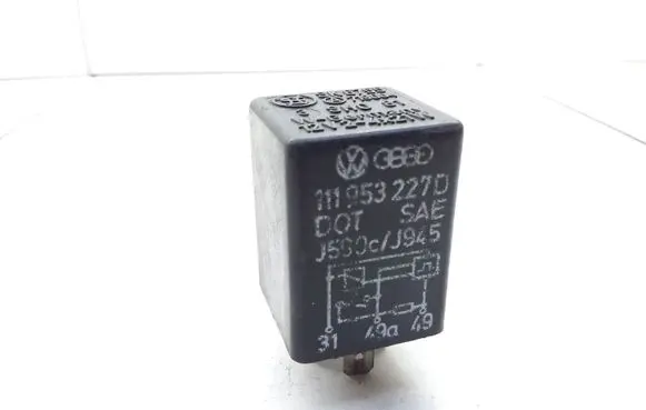 Volkswagen Golf III Hazard warning light relay 111953227D