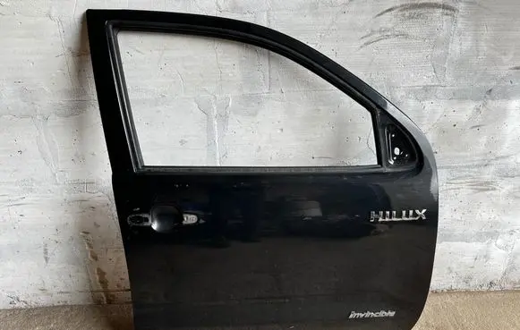 Toyota Hilux (AN10, AN20, AN30) Front door