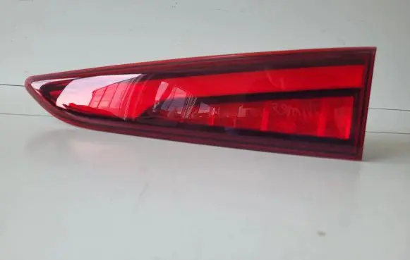 Hyundai Kona I Tailgate rear/tail lights 92404J9600