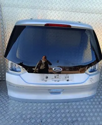 Tailgate/trunk/boot lid