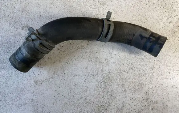 Volkswagen Phaeton Engine coolant pipe/hose 3D0121073H