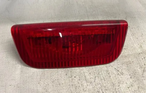 Nissan Juke I F15 Third/center stoplight