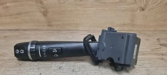Volvo V70 Wiper control stalk 30739218