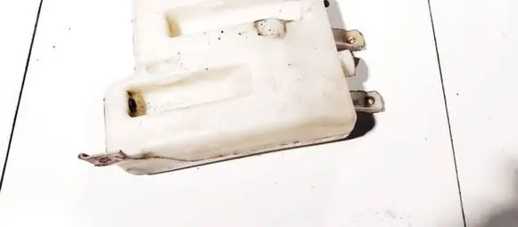 Nissan Note (E11) Windshield washer fluid reservoir/tank