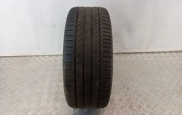 Volkswagen Touareg II R19 summer tire 25545R19V
